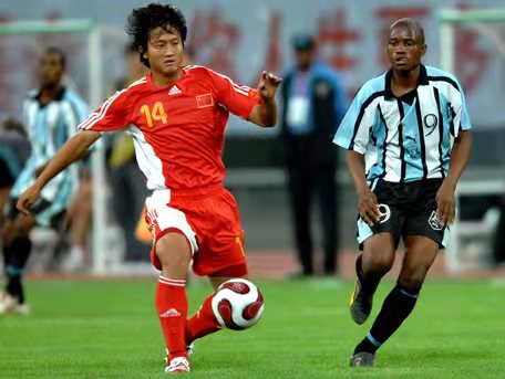 激情燃燒的歲月！荷蘭世青賽中國足球黃金一代85國青隊員現狀盤點