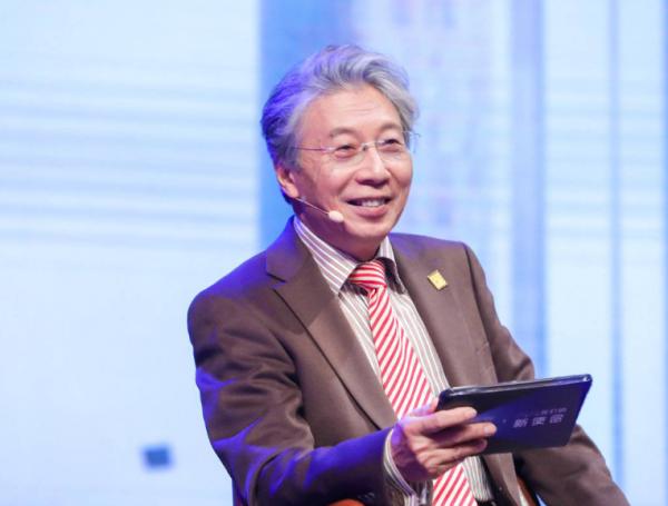 鄭若麟談《醜陋的中國人》：年輕時我也愛讀，直到開始在西方生活