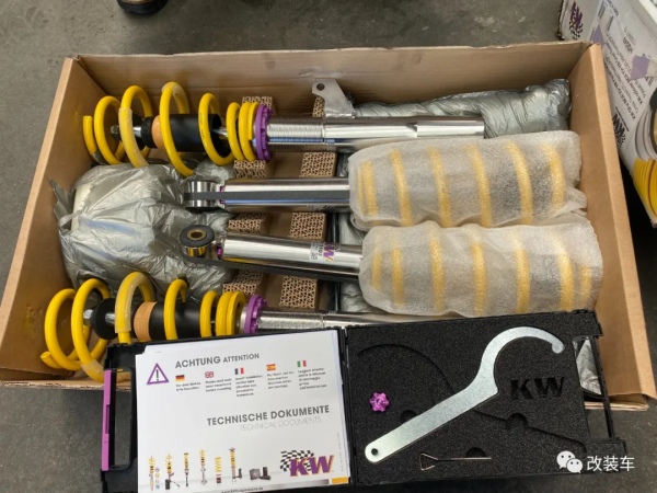 5萬塊就能拿下女士精品一手大眾R36?還真不是夢 5萬塊就能拿下女士精品一手大眾R36?還真不是夢