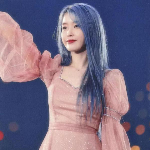 IU——李知恩