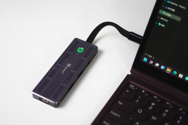 擴充套件塢+行動硬碟！零刻Expand M是超極本的最佳伴侶