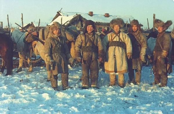 東北知青回憶“抓特務”：中國人的臉，說錯話被識破，本是大學生