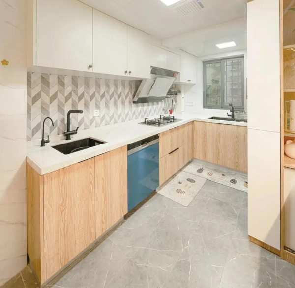 90㎡老舊二手房，不用任何拆改，變身為超實用婚房