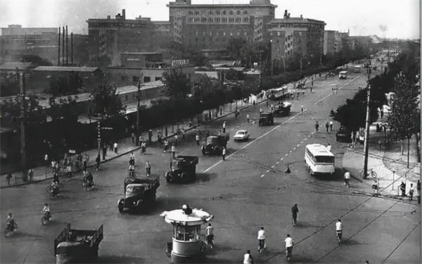 除了毛朱劉周任五大書記，還有2位候補書記：是誰？結局如何？