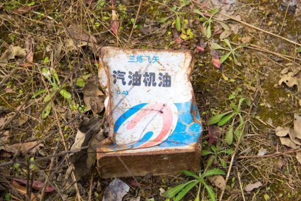 三面是山,一面是壁,秦嶺山窪窪裡的這棟老房子,太適合租來隱居 三面是山,一面是壁,秦嶺山窪窪裡的這棟老房子,太適合租來隱居