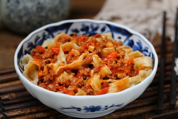 麵條還是這樣吃才過癮，爽滑筋道、濃郁入味，老公每次都要換大碗