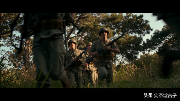 鋼鋸嶺戰役,美軍6萬傷亡,日軍9萬傷亡,新兵上戰場不拿槍救下75人 鋼鋸嶺戰役,美軍6萬傷亡,日軍9萬傷亡,新兵上戰場不拿槍救下75人