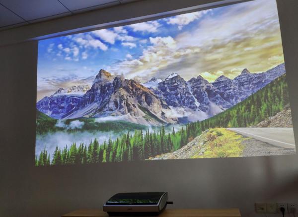 鐳射電視幾萬元，與液晶電視對比，兩者有什麼不同？哪種更好用？