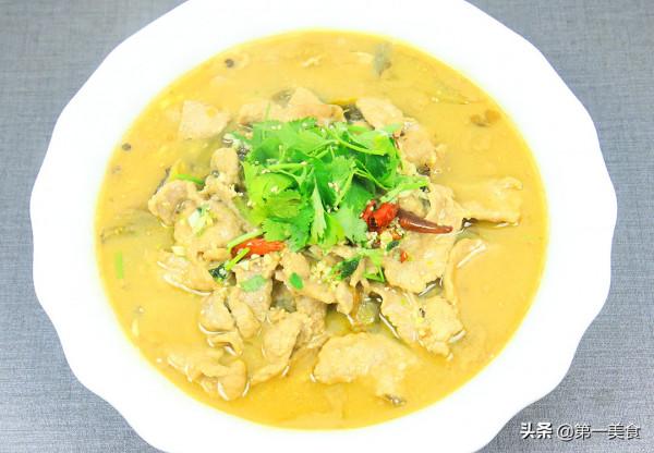 酸菜牛肉想要和飯店一樣好吃，處理酸菜有技巧，做對了才酸爽嫩滑