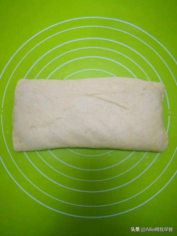 復刻麵包房的麻花小麵包，椰香柔軟又拉絲，學會了隨吃隨做，厲害