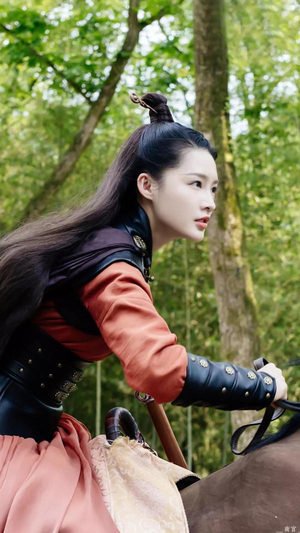 李沁唯美古裝桌布