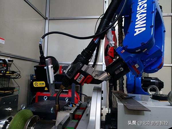 全自動焊接機器人的優勢