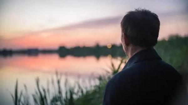 大媽當保姆7年，卻被僱主求婚3次：是想賴我工資？