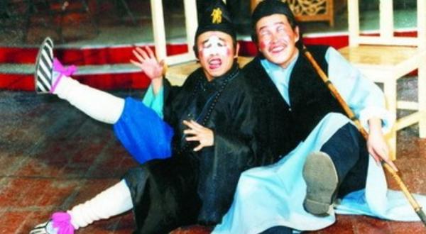 趙本山:兒子是聾啞人,拋棄結婚16年的妻子,2婚娶小8歲女演員 趙本山:兒子是聾啞人,拋棄結婚16年的妻子,2婚娶小8歲女演員