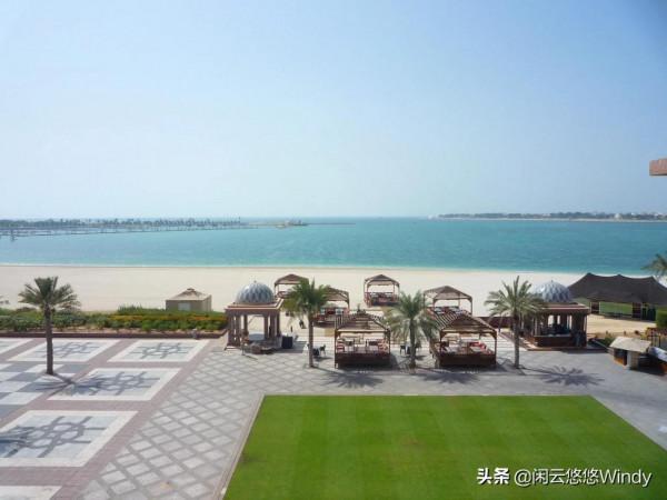 全球最奢華的酋長皇宮酒店,品嚐金子咖啡。黃金連廁所也不放過 全球最奢華的酋長皇宮酒店,品嚐金子咖啡。黃金連廁所也不放過