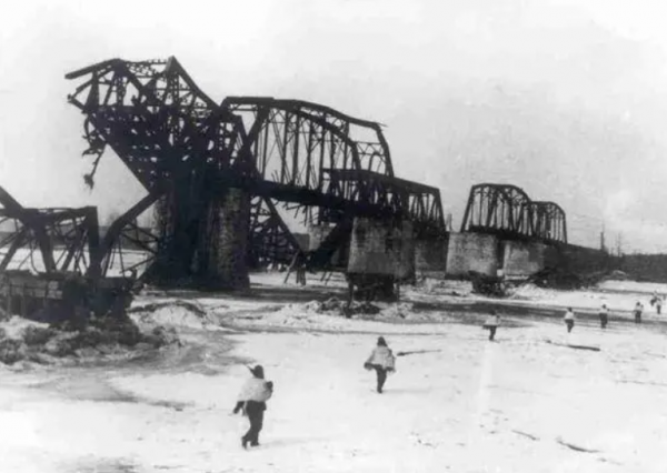 中國人的驕傲!1952年我國空軍擊落B29轟炸機,首戰告捷捍衛領空 中國人的驕傲!1952年我國空軍擊落B29轟炸機,首戰告捷捍衛領空