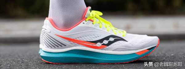 碳板跑鞋到底值不值得買？親測10雙，我給出了這些答案