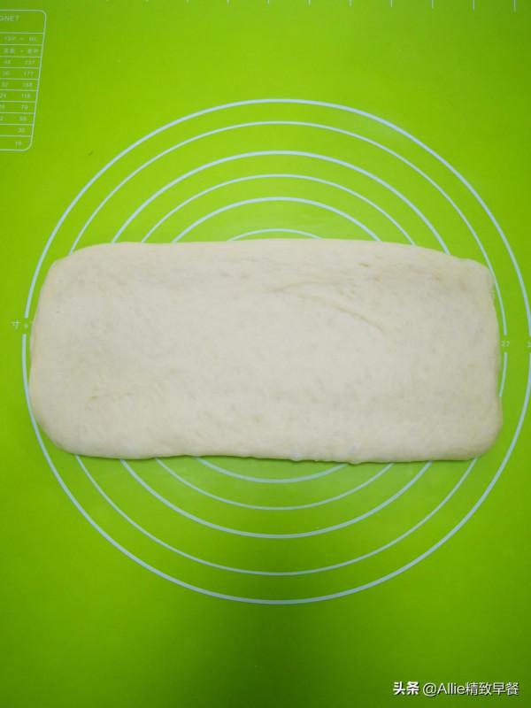 復刻麵包房的麻花小麵包，椰香柔軟又拉絲，學會了隨吃隨做，厲害