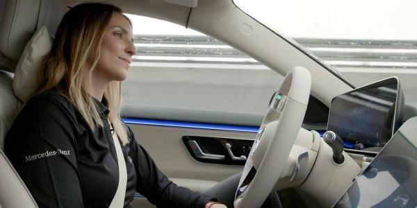 以這種方式上央視，你還不長點“心”？