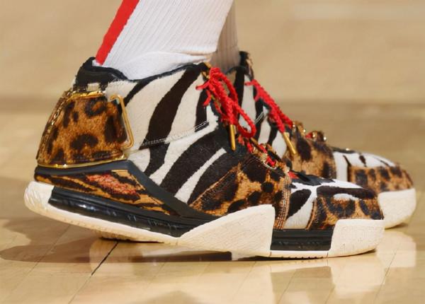 LeBron 2回來了！元年前後ZOOM，小皇帝的“重甲”，你瞭解麼？