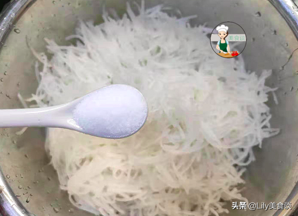 冬天吃餃子，用它做餃子餡，比韭菜白菜鮮，現在吃正當季，真香呀