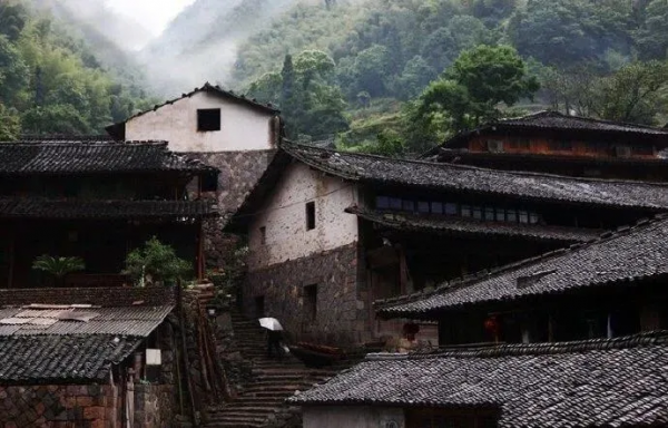 2022年的第一場旅行，就從這19個絕美又安逸的古村古鎮開始吧