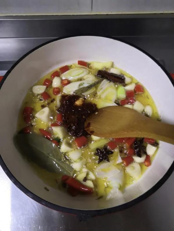 冬日必吃美食——酸菜燉牛肉