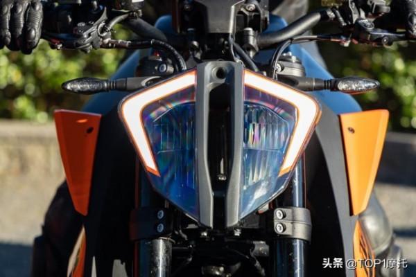 始於顏值忠於個性!KTM 1290 Super Duke R 始於顏值忠於個性!KTM 1290 Super Duke R