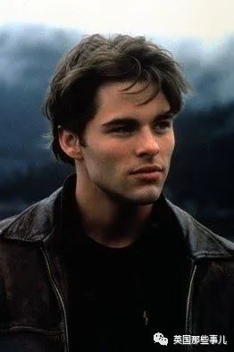 一波贏了基因彩票的星二代，完美的遺傳了父母的美貌