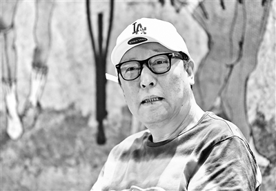 “面癱影帝”倪大紅：從“人人嫌醜”到“人人稱讚”，他憑什麼？