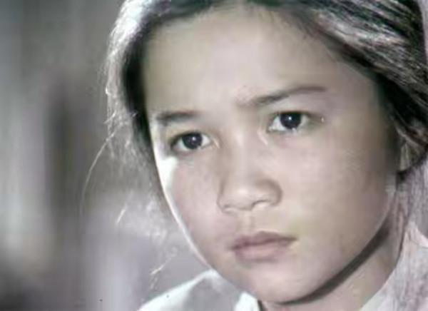 80年代當紅女星吳海燕，人稱“上影一枝花”，如今過得怎麼樣了？