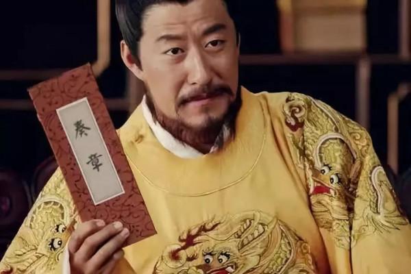 “反明覆元”的大明宰相,曾多次給朱元璋挖坑,卻因一封家書被殺 “反明覆元”的大明宰相,曾多次給朱元璋挖坑,卻因一封家書被殺