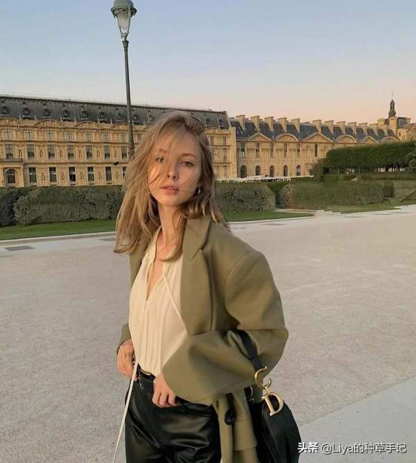 內搭這樣穿,承包秋天的高階 內搭這樣穿,承包秋天的高階