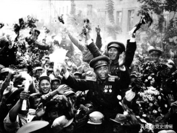 紅牆攝影師眼中的毛澤東：幽默風趣，平易近人