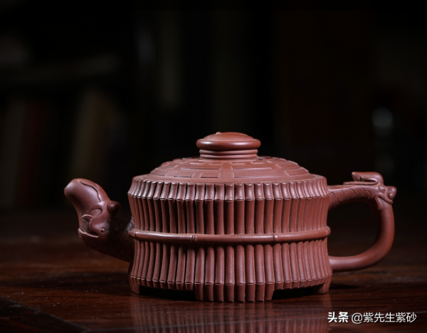 紫先生：紫砂壺不管是否貴重，只要有這兩個特徵就一定是把好壺