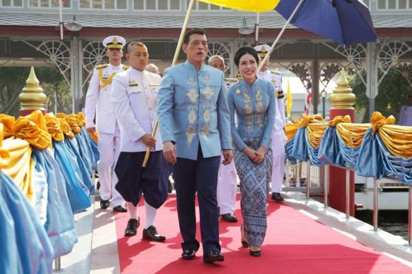 泰王瑪哈，憑一己之力，開創了泰王室“甄嬛傳”，真牛