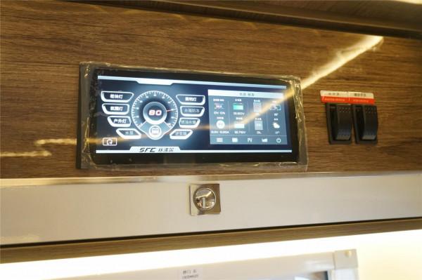 想要又大又豪華的客廳?這賽沸爾房車,兼顧旅居商務的最佳車型 想要又大又豪華的客廳?這賽沸爾房車,兼顧旅居商務的最佳車型