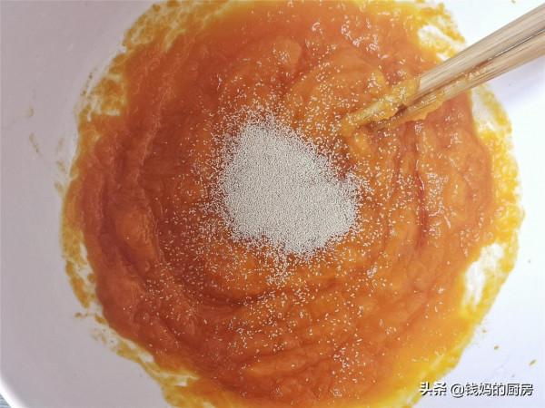 最近花捲這個做法火了,一切一卷像朵花,朋友圈裡大家都在曬 最近花捲這個做法火了,一切一卷像朵花,朋友圈裡大家都在曬