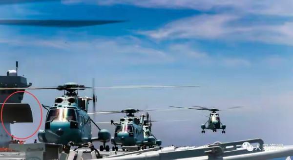 低調官宣直20登上海南艦，武裝型直20是現階段海南艦唯一打擊手段