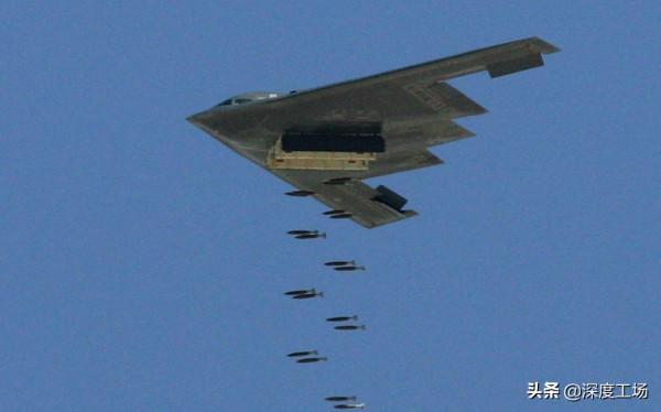 俄烏髮生軍事衝突，美軍隱身轟炸機會空襲頓巴斯？俄軍如何反制？