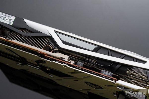 藍寶石RX 6900 XT 超白金 極光特別版評測：一年後RX 6900 XT更強了？