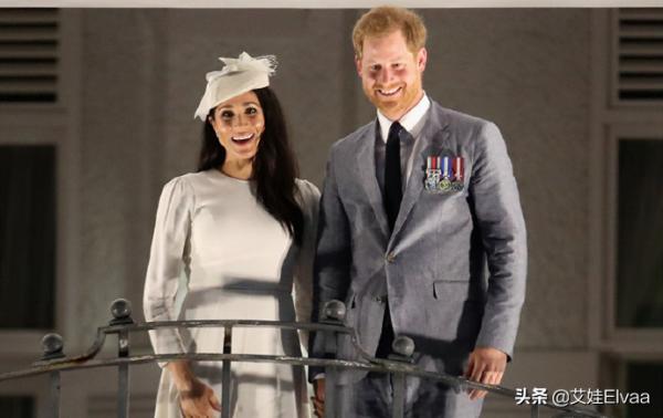 梅根正式復出!大衣闊腿褲見聯合國大使氣場開掛,胖幾斤高調歸來 梅根正式復出!大衣闊腿褲見聯合國大使氣場開掛,胖幾斤高調歸來