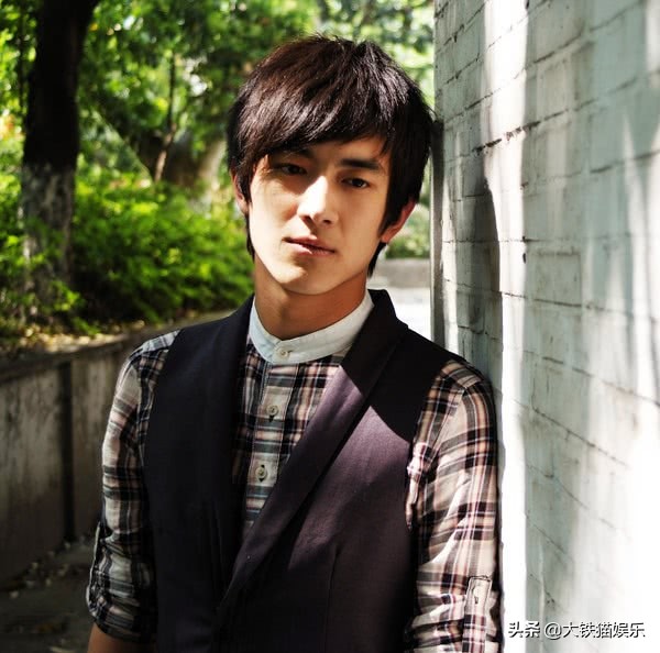 黑土地出美男子，12位東北籍男星，個個濃眉大眼，帥得各有千秋