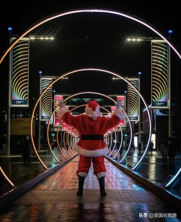 從前有一個聖誕老人，他來到倫敦度過了一個難忘的聖誕節