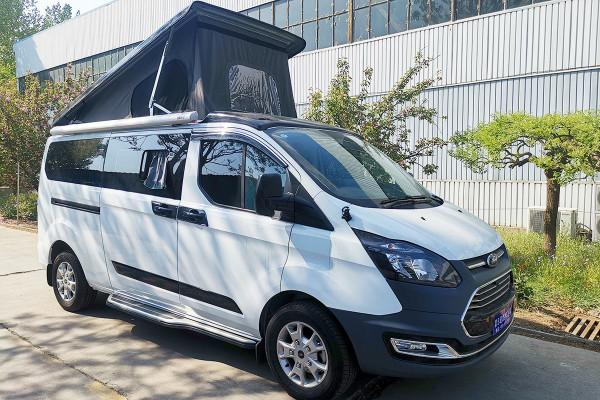 B型升降頂，細節突出，適合2人旅行及代步的富日通黑羚羊房車