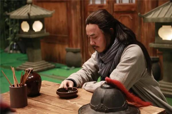 民間故事:男子進山打虎,老虎卻口吐人言:來不及了,快回家看看 民間故事:男子進山打虎,老虎卻口吐人言:來不及了,快回家看看