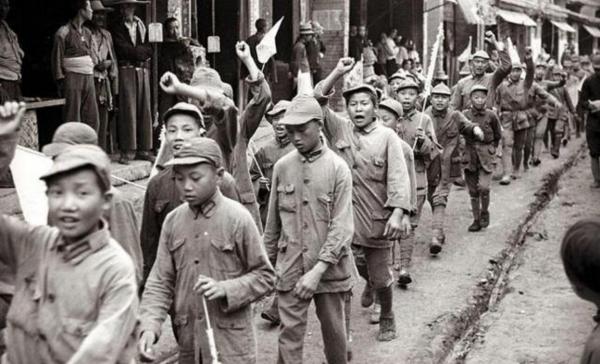 山東一老婦參觀博物館,指著展示櫃說:這是我的!暴露其真實身份 山東一老婦參觀博物館,指著展示櫃說:這是我的!暴露其真實身份