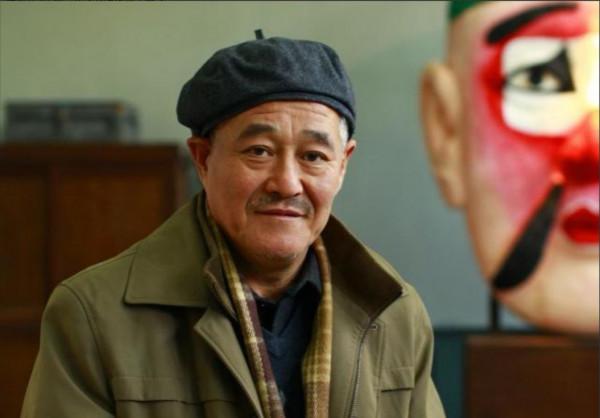 春晚失誤大合集，倪萍神級救場退休後才說出，陳佩斯成經典