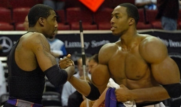 NBA5大肌肉假圖：杜蘭特被P成“非洲難民”詹姆斯像浩克