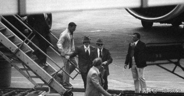 導彈專家為8000萬美金，帶機密圖紙叛逃美國，8月後慘死街頭